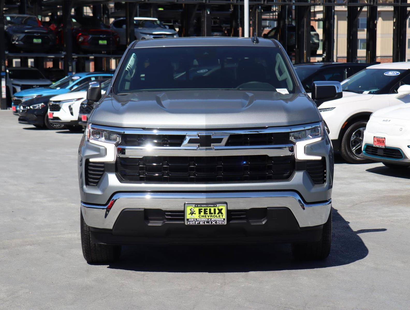2025 Chevrolet Silverado 1500 Vehicle Photo in LOS ANGELES, CA 90007-3794