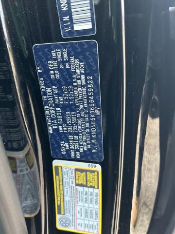 2025 Kia Carnival Vehicle Photo in MEDINA, OH 44256-9631