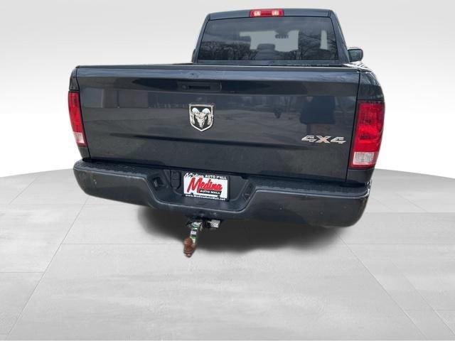 2019 Ram 1500 Classic Vehicle Photo in MEDINA, OH 44256-9631