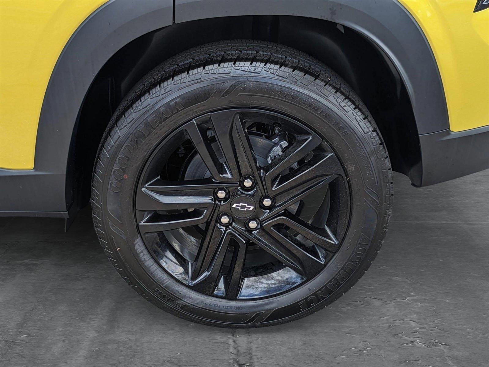 2025 Chevrolet Trax Vehicle Photo in GREENACRES, FL 33463-3207