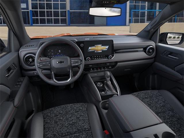 2025 Chevrolet Colorado Vehicle Photo in ENGLEWOOD, CO 80113-6708