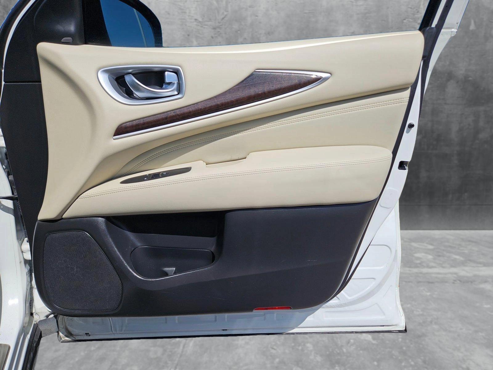 2015 INFINITI QX60 Vehicle Photo in Austin, TX 78728