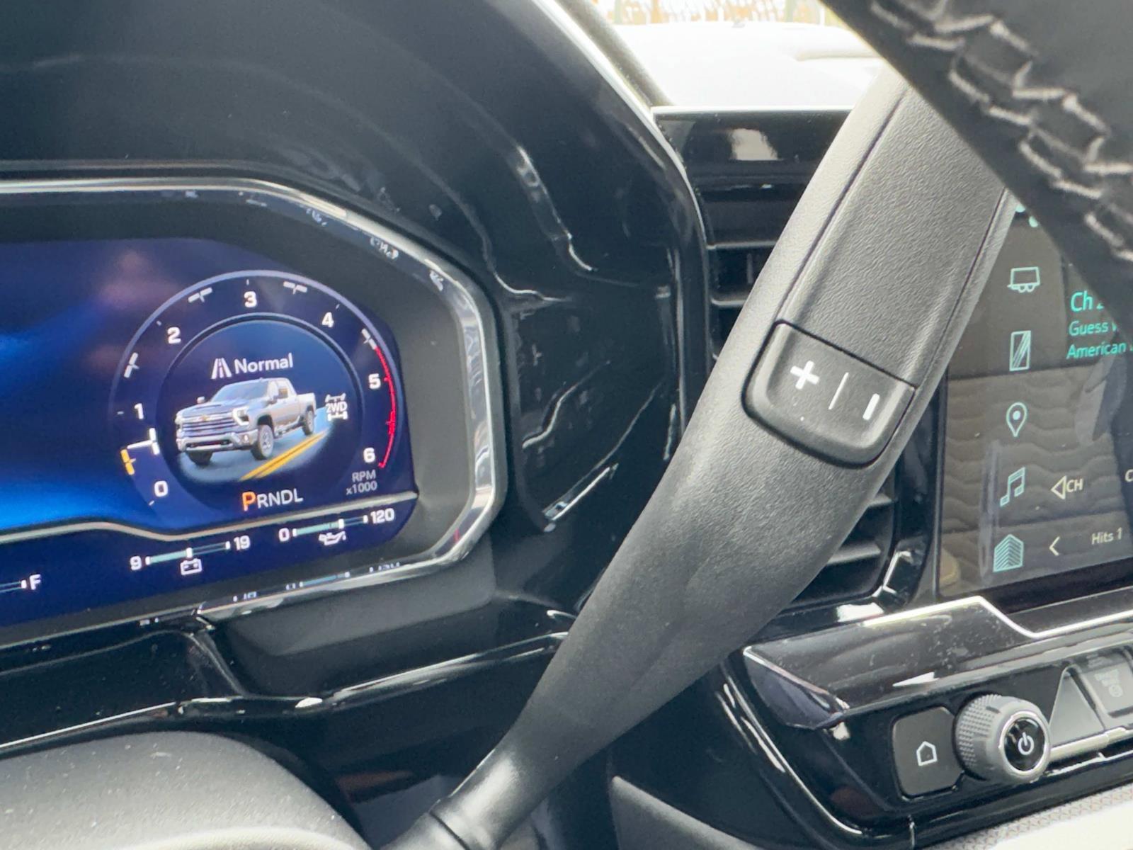 2025 Chevrolet Silverado 2500 HD Vehicle Photo in LOS ANGELES, CA 90007-3794
