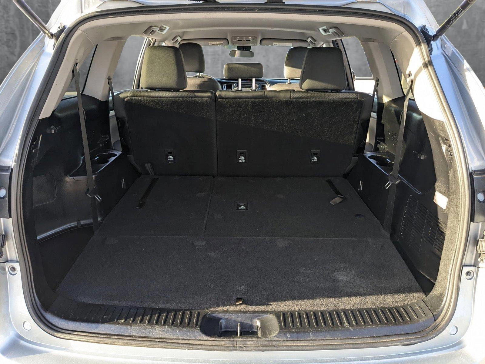 2017 Toyota Highlander Vehicle Photo in Davie, FL 33331