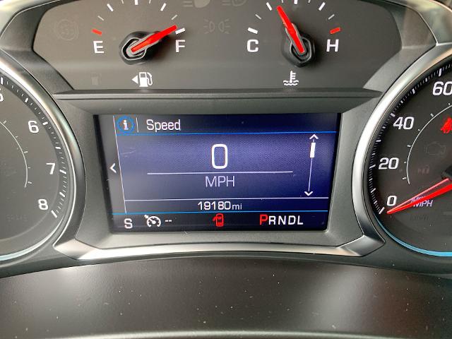 2023 Chevrolet Equinox Vehicle Photo in MOON TOWNSHIP, PA 15108-2571