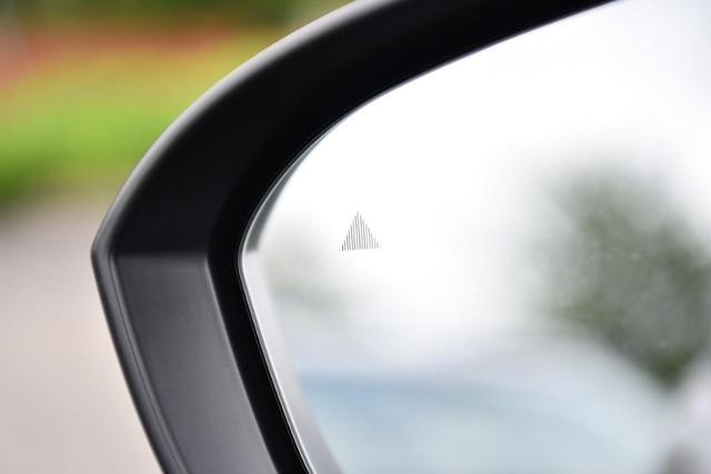 2025 Nissan Rogue Vehicle Photo in Ballwin, MO 63011
