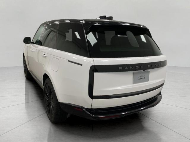 2025 Range Rover Vehicle Photo in Appleton, WI 54913