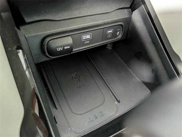 2023 Kia Telluride Vehicle Photo in ENGLEWOOD, CO 80113-6708