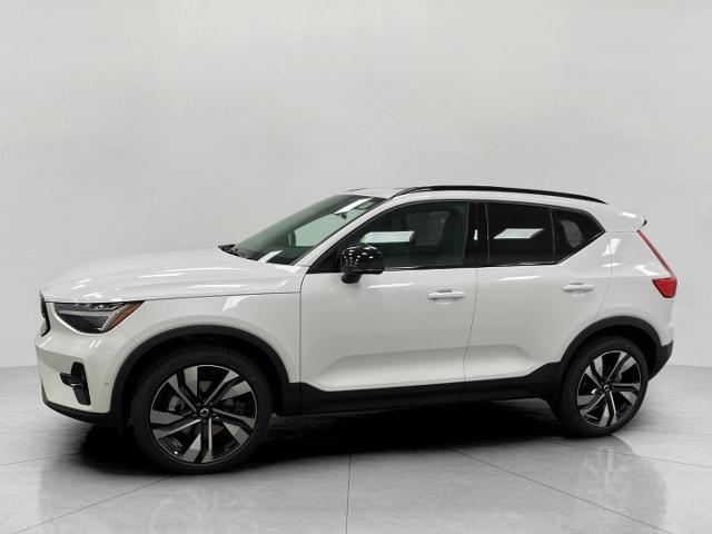 2025 Volvo XC40 Vehicle Photo in Appleton, WI 54913
