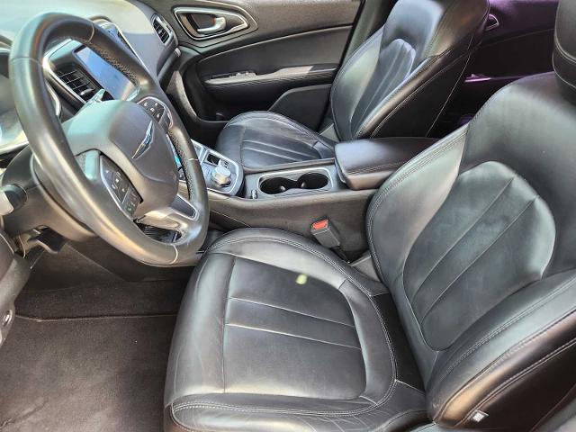 2017 Chrysler 200 Vehicle Photo in DENTON, TX 76210-9321
