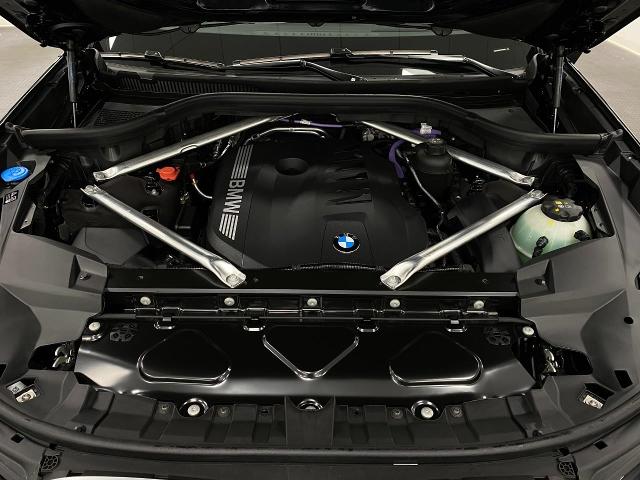 2026 BMW X7 xDrive40i Vehicle Photo in Appleton, WI 54913