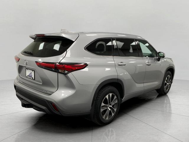 2022 Toyota Highlander Vehicle Photo in Appleton, WI 54913
