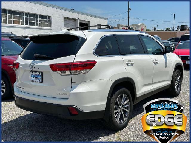 2019 Toyota Highlander Vehicle Photo in Roslyn, NY 11576