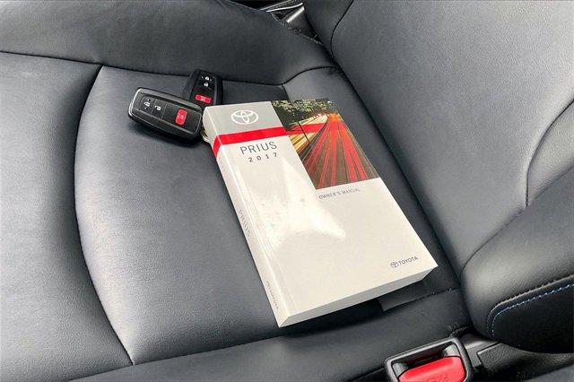 2017 Toyota Prius Vehicle Photo in INDEPENDENCE, MO 64055-1314