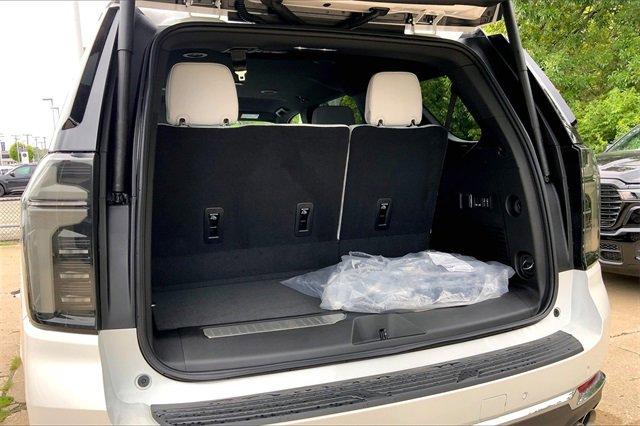 2025 Chevrolet Tahoe Vehicle Photo in KANSAS CITY, MO 64114-4502
