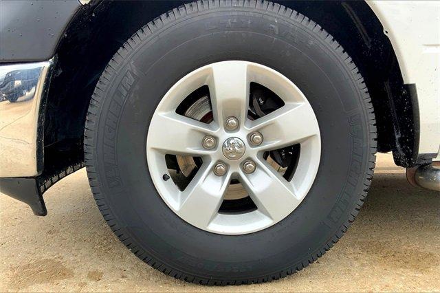 2016 Ram 1500 Vehicle Photo in TOPEKA, KS 66609-0000