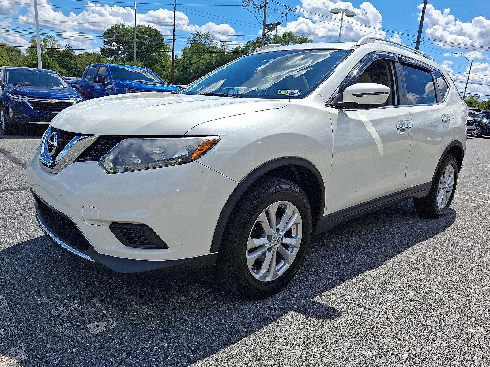 2016 Nissan Rogue Vehicle Photo in BETHLEHEM, PA 18017-9401