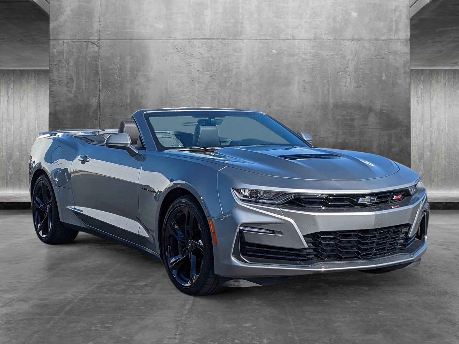 2024 Chevrolet Camaro Vehicle Photo in VALENCIA, CA 91355-1705