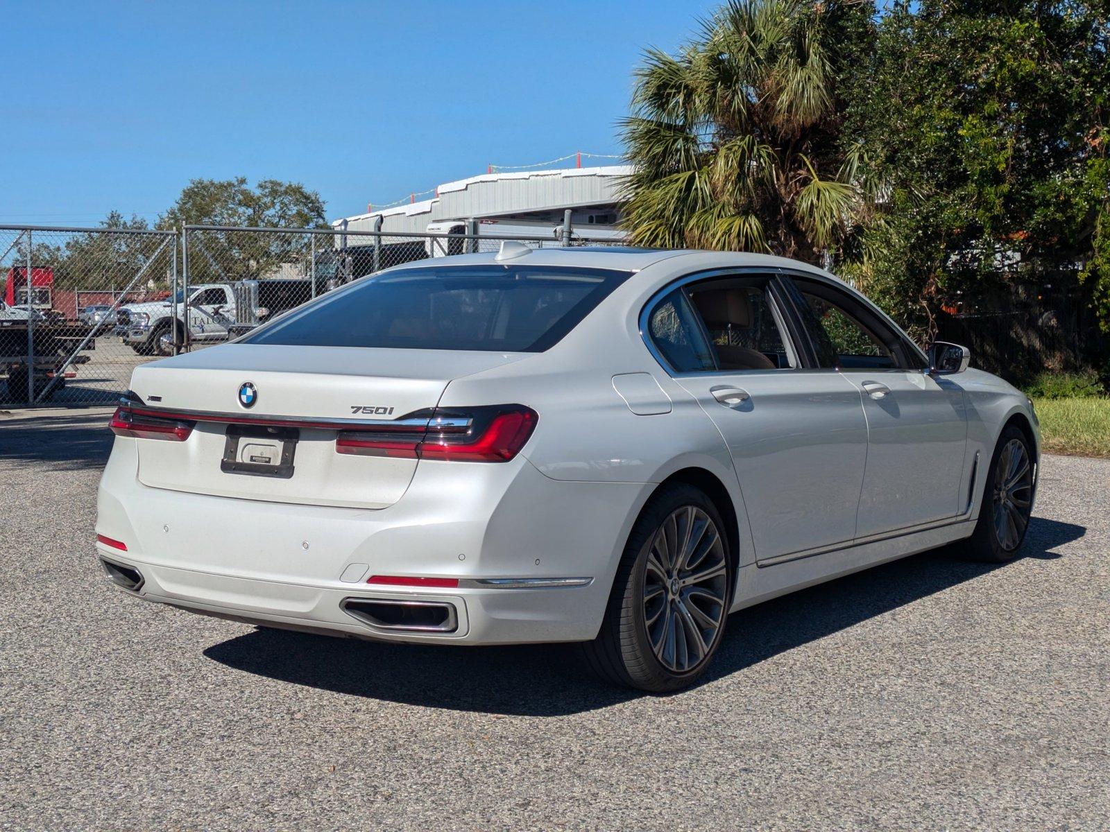 2022 BMW 750i xDrive Vehicle Photo in Sarasota, FL 34231