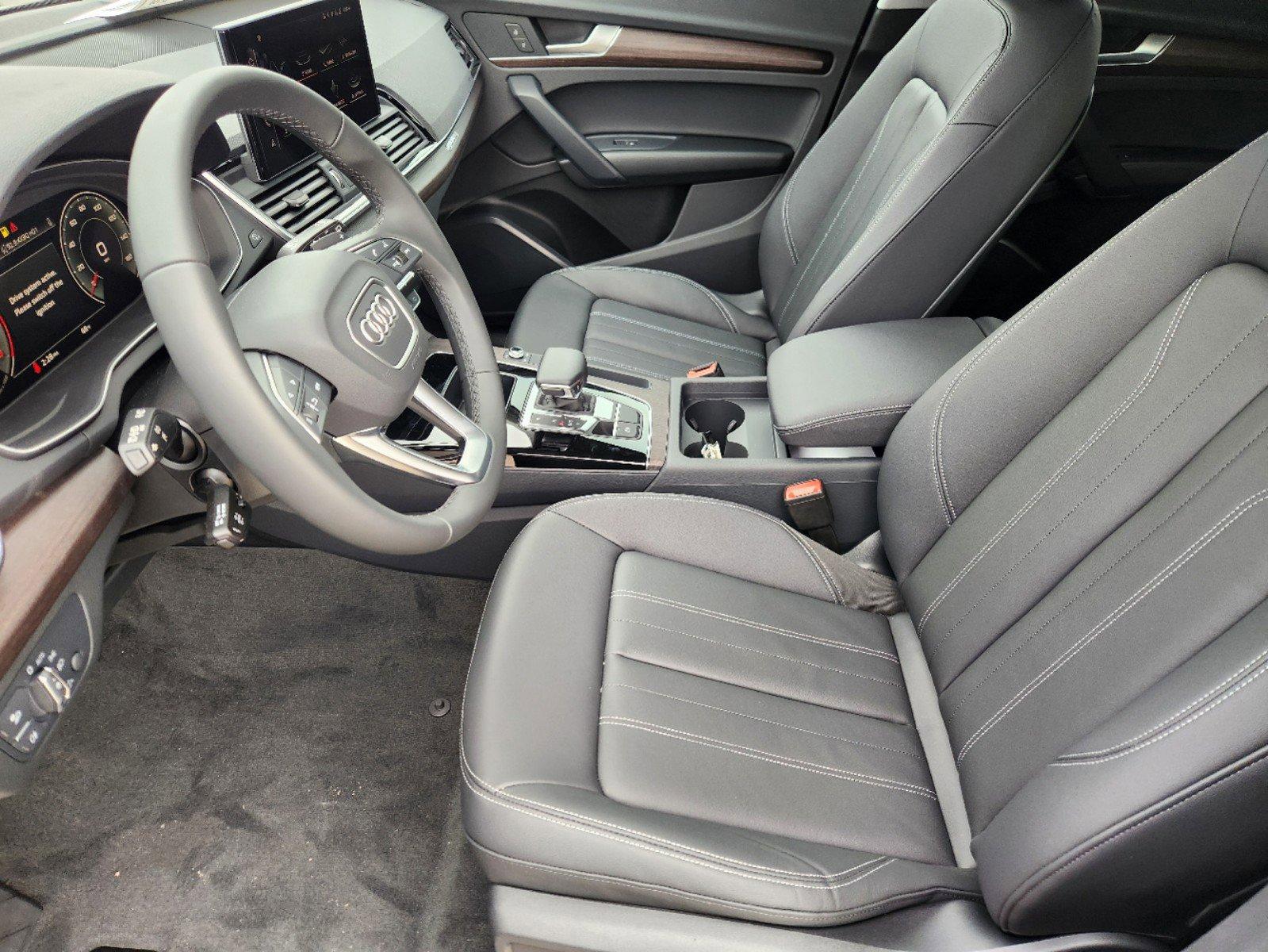 2025 Audi Q5 Vehicle Photo in SUGAR LAND, TX 77478