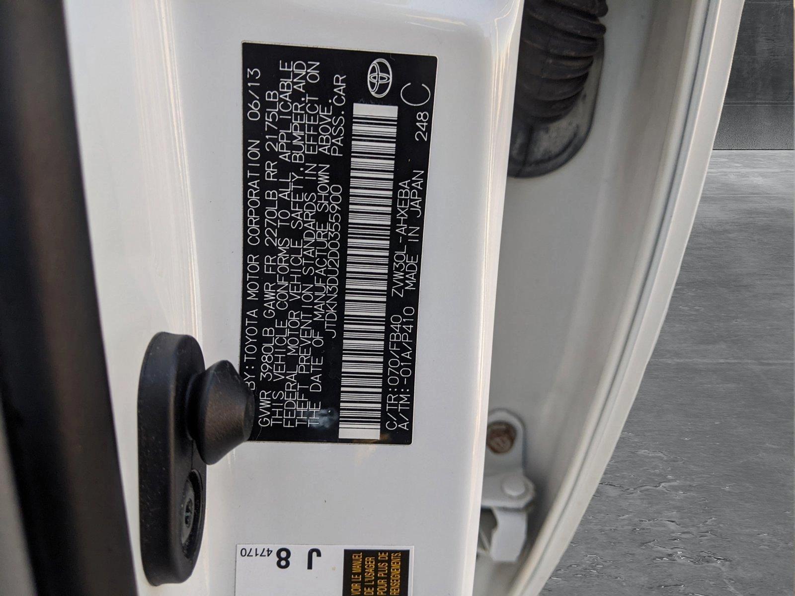 2013 Toyota Prius Vehicle Photo in Austin, TX 78728