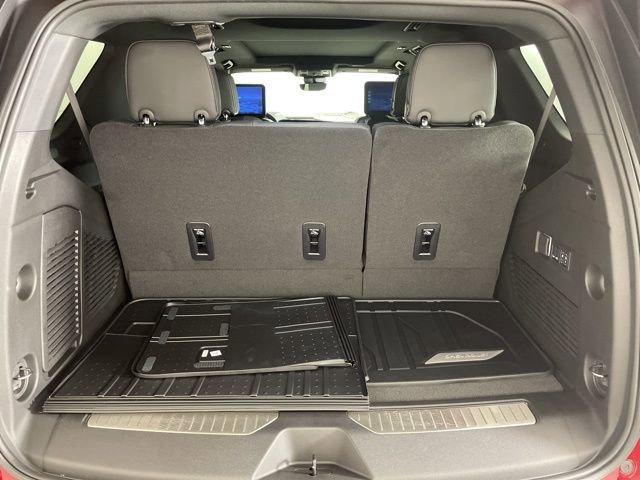 2025 Chevrolet Tahoe Vehicle Photo in PHOENIX, AZ 85014-3381