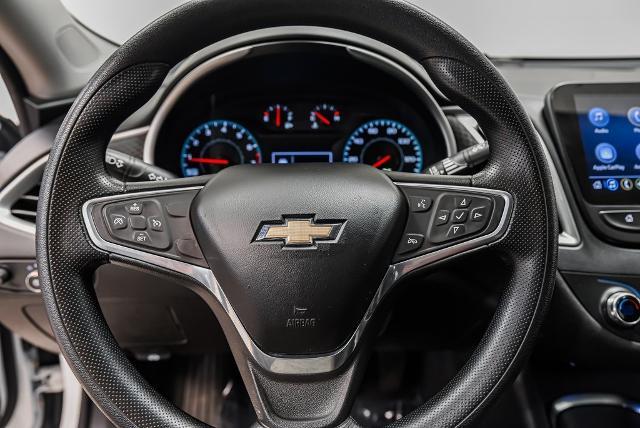 2022 Chevrolet Malibu Vehicle Photo in Akron, OH 44312