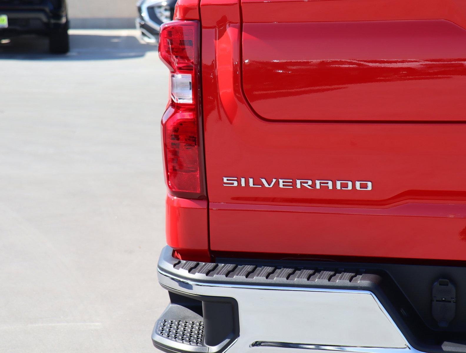 2025 Chevrolet Silverado 1500 Vehicle Photo in LOS ANGELES, CA 90007-3794