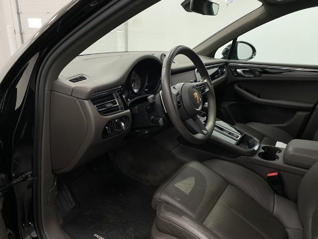 2022 Porsche Macan Vehicle Photo in Appleton, WI 54913