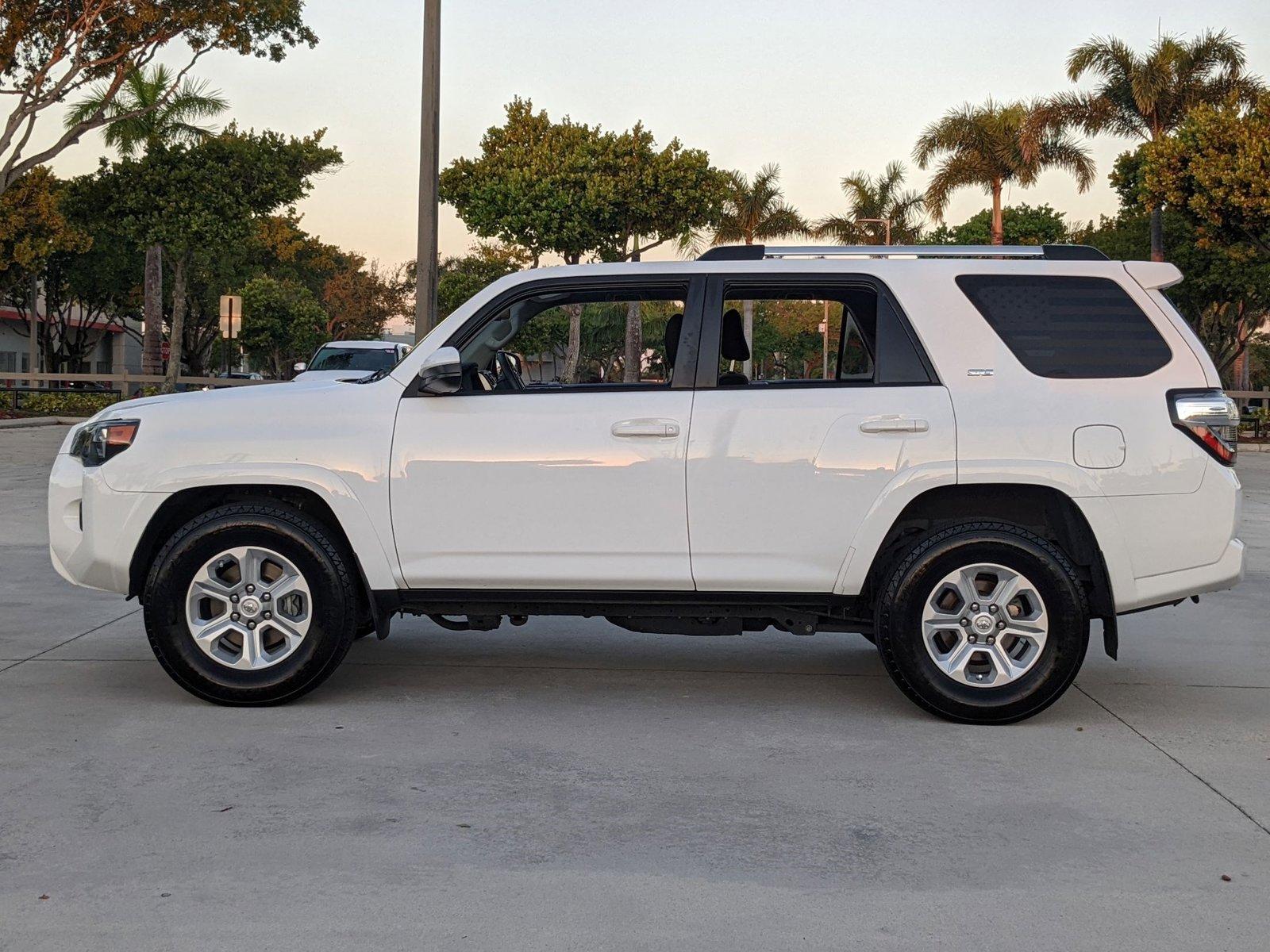 2020 Toyota 4Runner Vehicle Photo in Davie, FL 33331