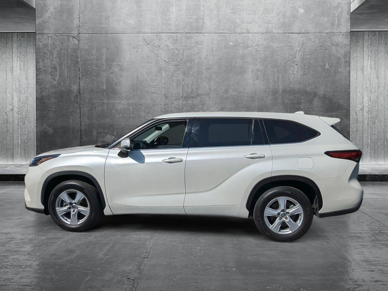 2021 Toyota Highlander Vehicle Photo in Miami, FL 33135