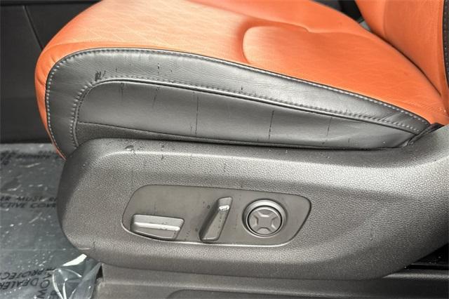 2022 Kia Carnival Vehicle Photo in ELK GROVE, CA 95757-8703