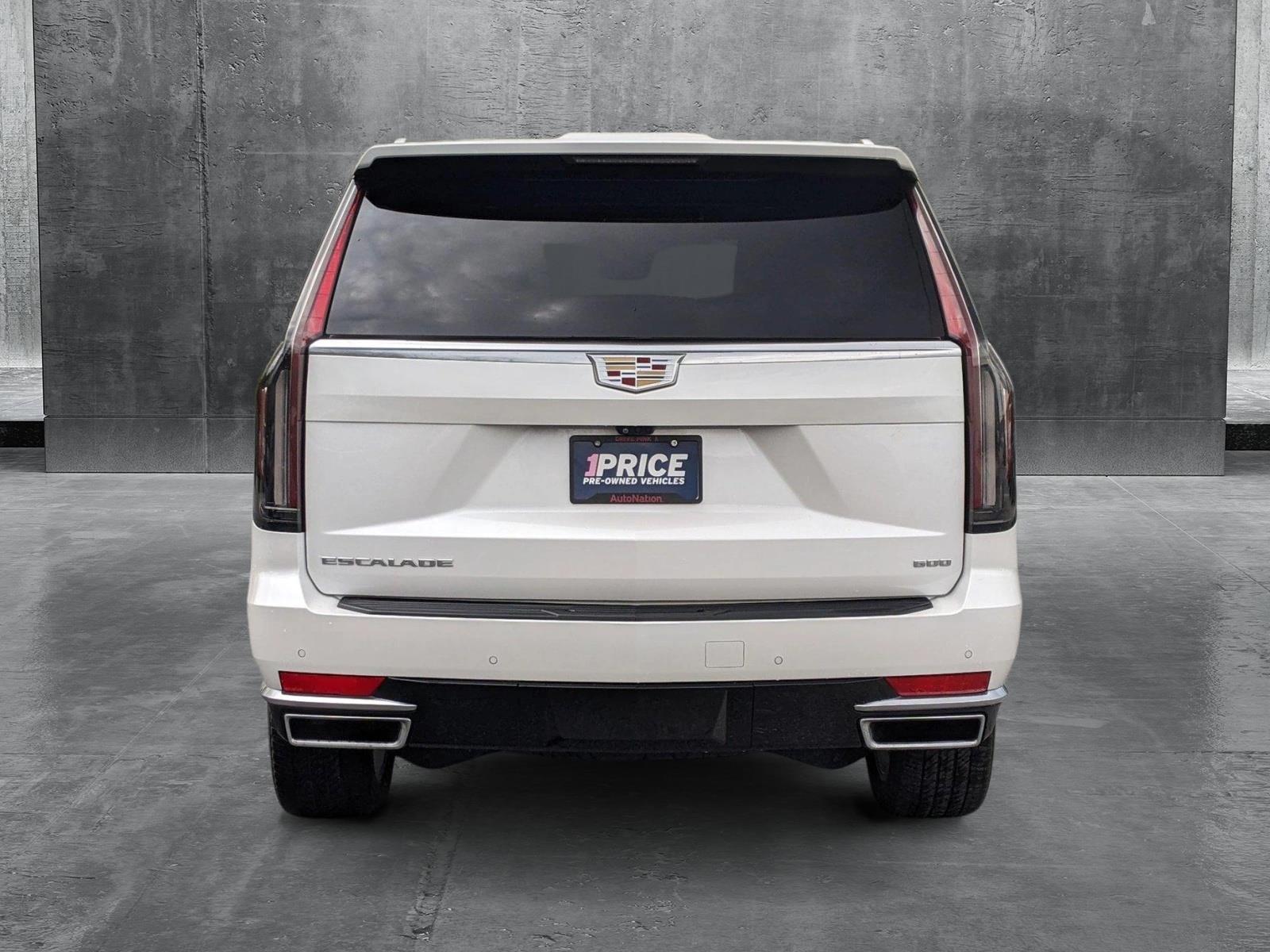 2022 Cadillac Escalade Vehicle Photo in TIMONIUM, MD 21093-2300