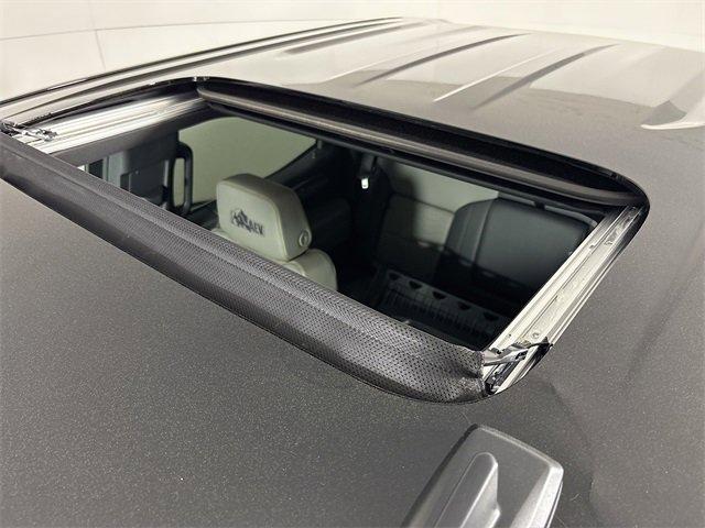 2025 Chevrolet Silverado 1500 Vehicle Photo in PUYALLUP, WA 98371-4149