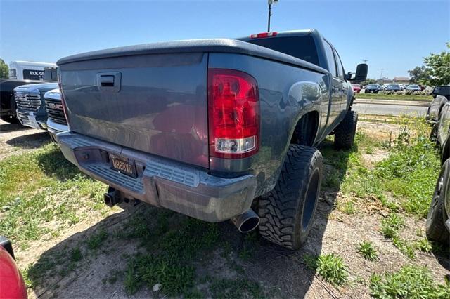 2011 GMC Sierra 2500 HD Vehicle Photo in ELK GROVE, CA 95757-8703