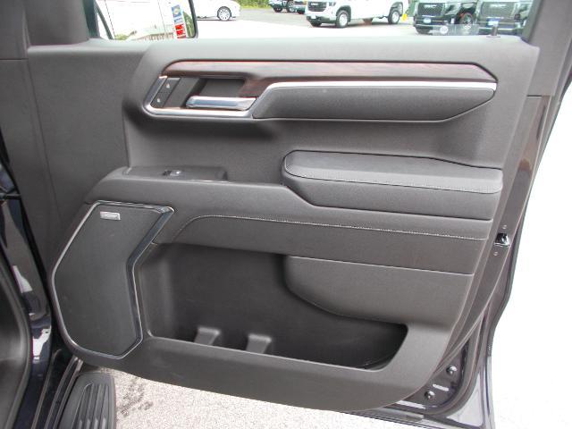 2023 GMC Sierra 1500 Vehicle Photo in LOWELL, MA 01852-4336