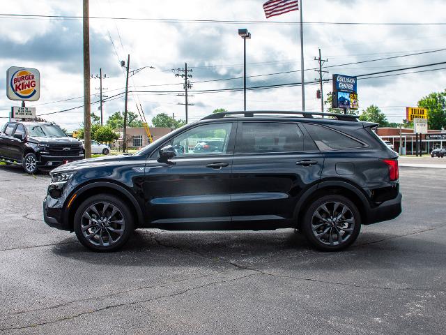 2023 Kia Sorento Vehicle Photo in MADISON, IN 47250-1611