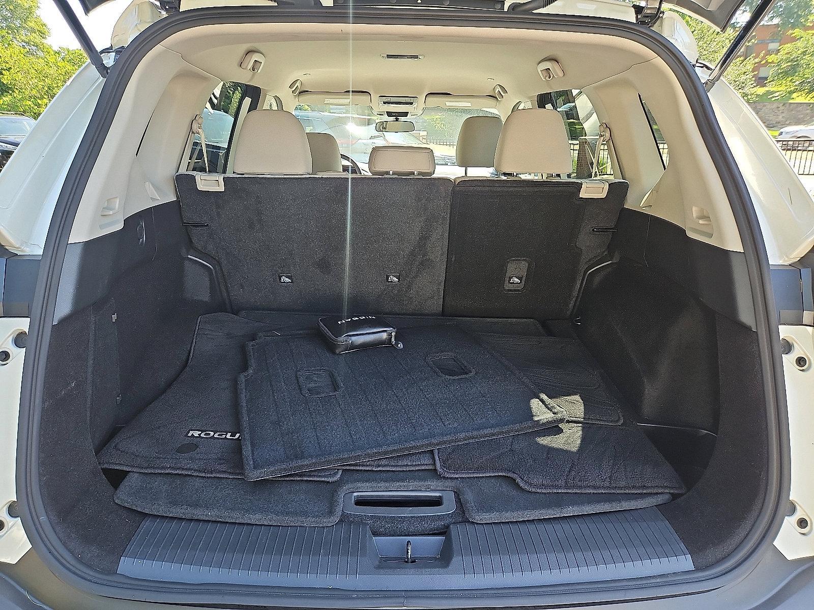 2022 Nissan Rogue Vehicle Photo in Jenkintown, PA 19046