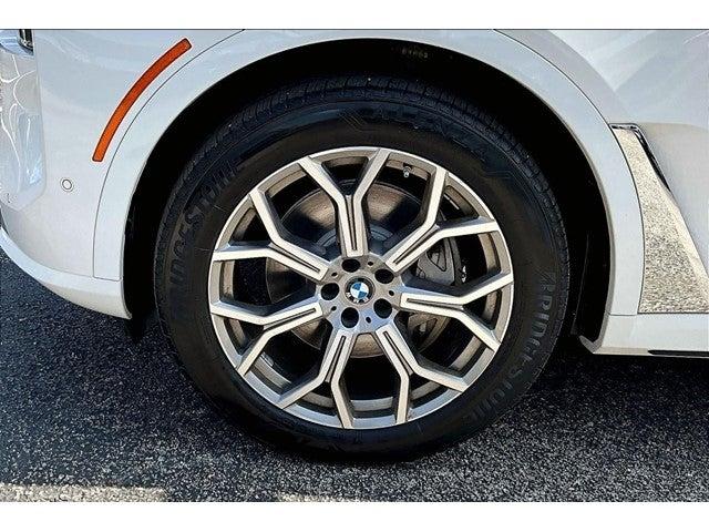 2024 BMW X7 xDrive40i Vehicle Photo in San Antonio, TX 78230