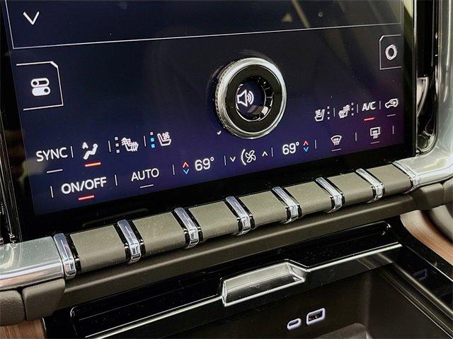 2025 GMC Yukon XL Vehicle Photo in PUYALLUP, WA 98371-4149
