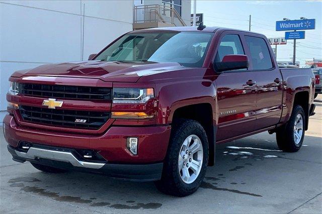 2018 Chevrolet Silverado 1500 Vehicle Photo in TOPEKA, KS 66609-0000