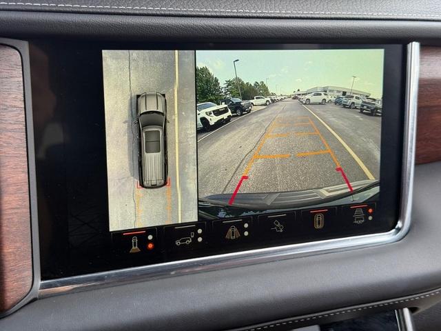 2024 GMC Yukon Vehicle Photo in COLUMBIA, MO 65203-3903