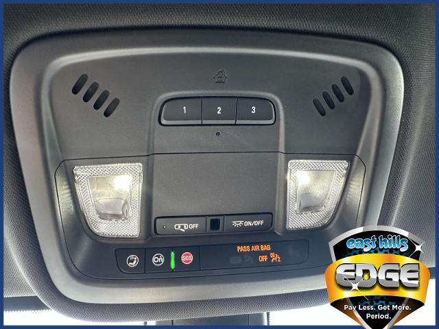 2023 Chevrolet Traverse Vehicle Photo in Roslyn, NY 11576