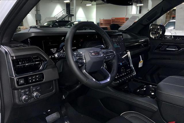 2025 GMC Yukon XL Vehicle Photo in KANSAS CITY, MO 64114-4545