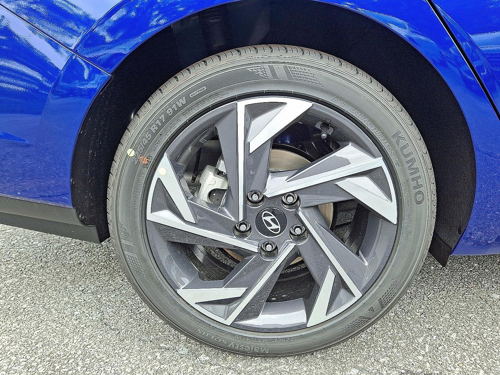 2025 Hyundai ELANTRA Vehicle Photo in Harrisburg, PA 17111