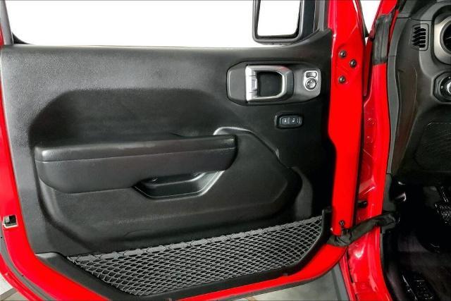 2021 Jeep Gladiator Vehicle Photo in Kansas City, MO 64114