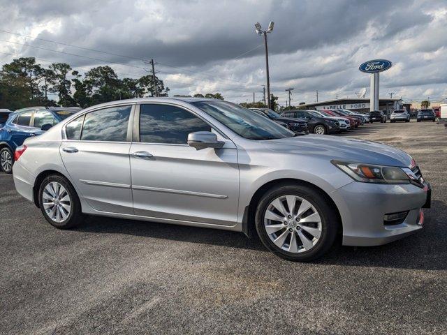 Used 2013 Honda Accord EX-L with VIN 1HGCR2F88DA106130 for sale in Belle Glade, FL