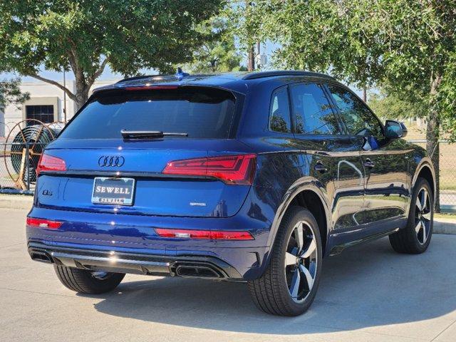 2024 Audi Q5 Vehicle Photo in HOUSTON, TX 77090