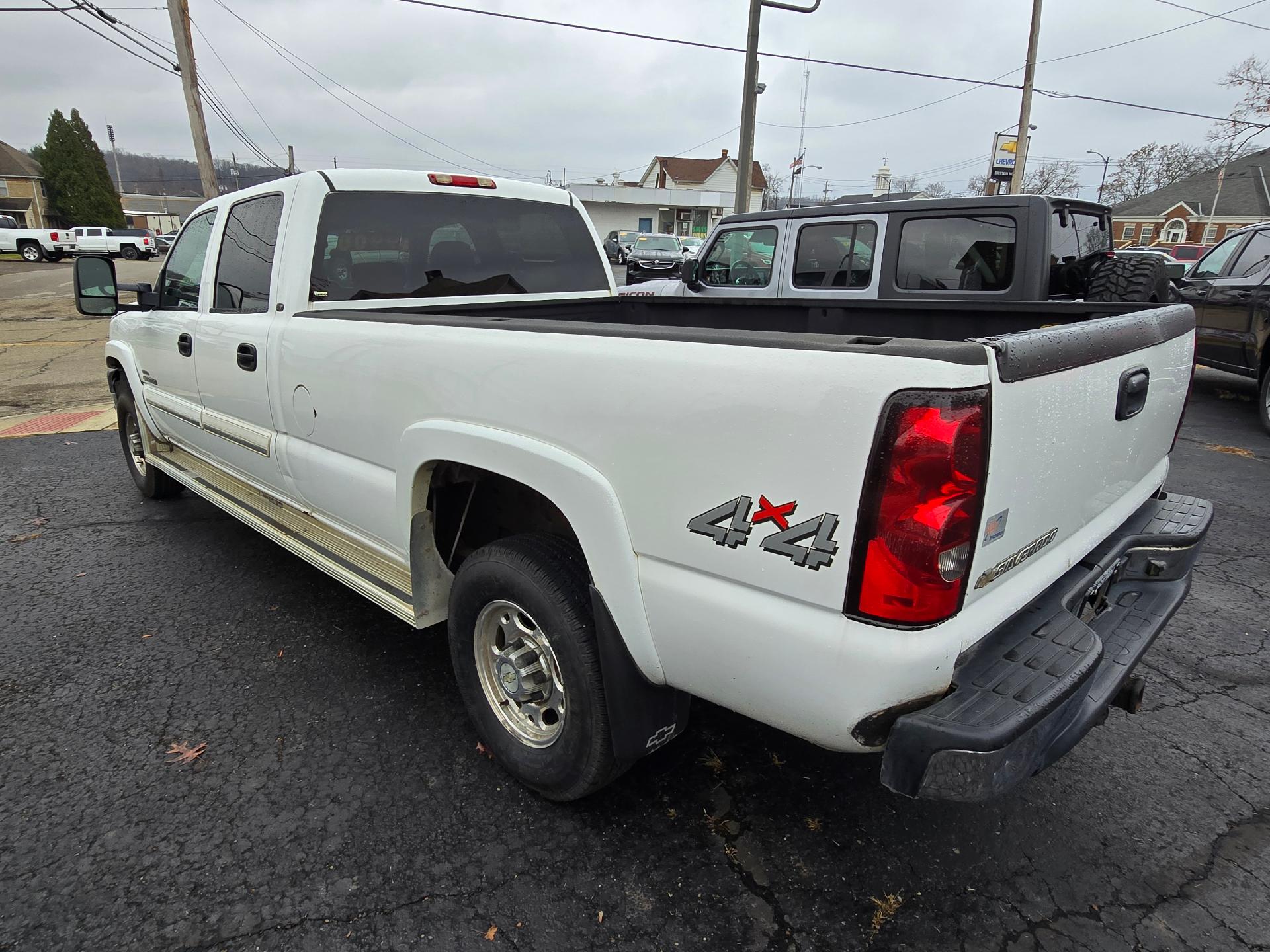 Used 2007 Chevrolet Silverado Classic 2500HD LT1 with VIN 1GCHK23D37F162414 for sale in East Palestine, OH