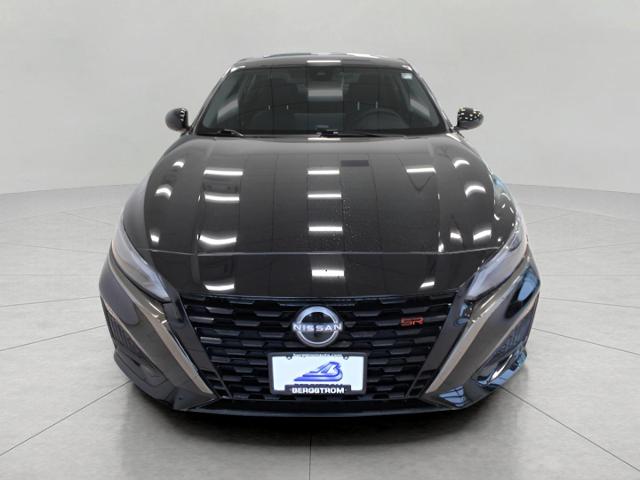 2023 Nissan Altima Vehicle Photo in Green Bay, WI 54304